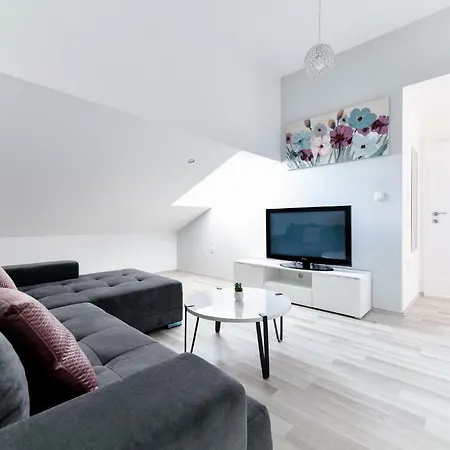 Grey Old Town Apartamento