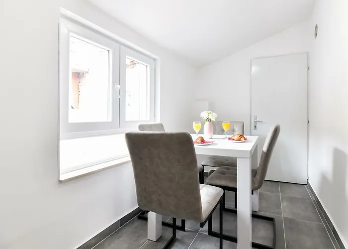 Grey Old Town Apartmán Zadar