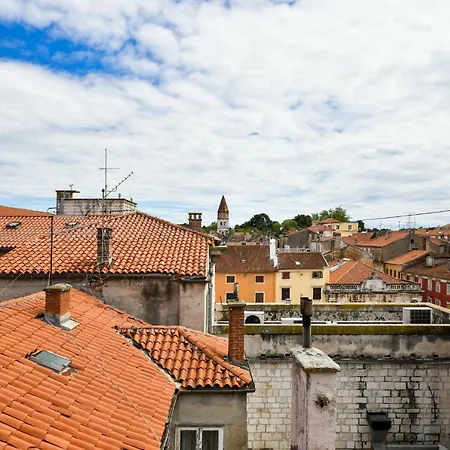 Grey Old Town Apartment Zadar