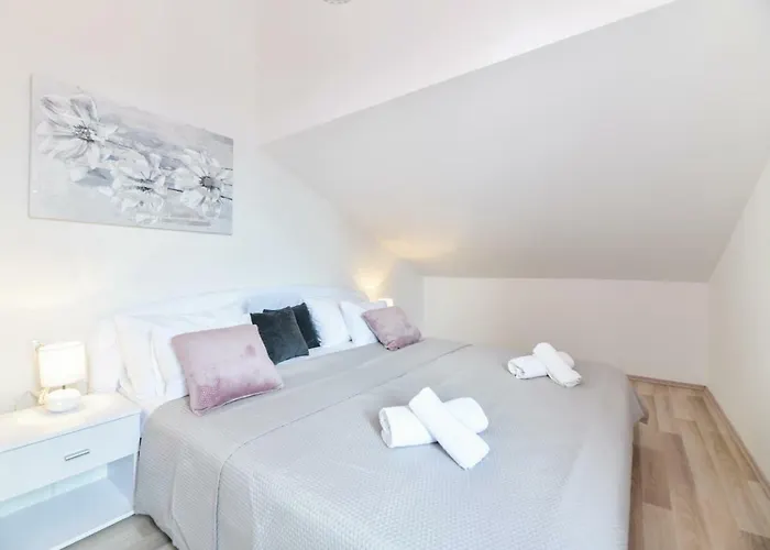 Grey Old Town Appartement Zadar